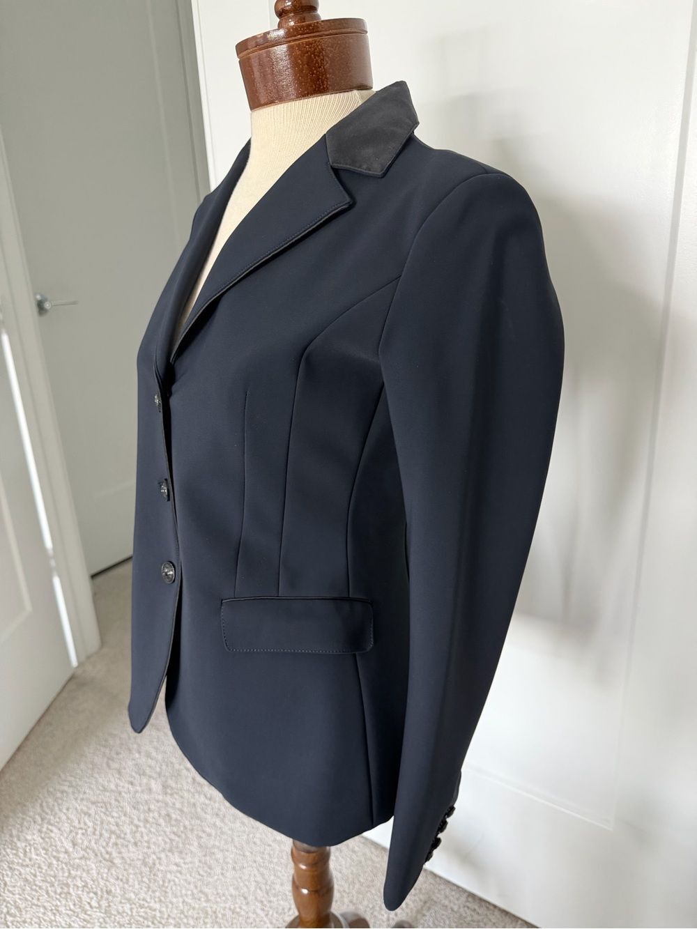 Cavalleria Toscana GP Competition Show Jacket Black Womens SZ 42 Blue NWOT - Picture 5 of 14